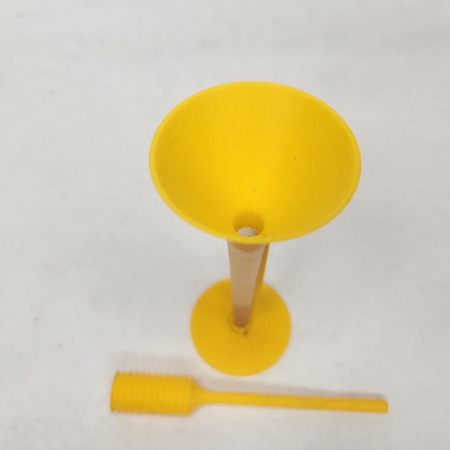 1 1/4" Cone Packing Funnel w/ Packer