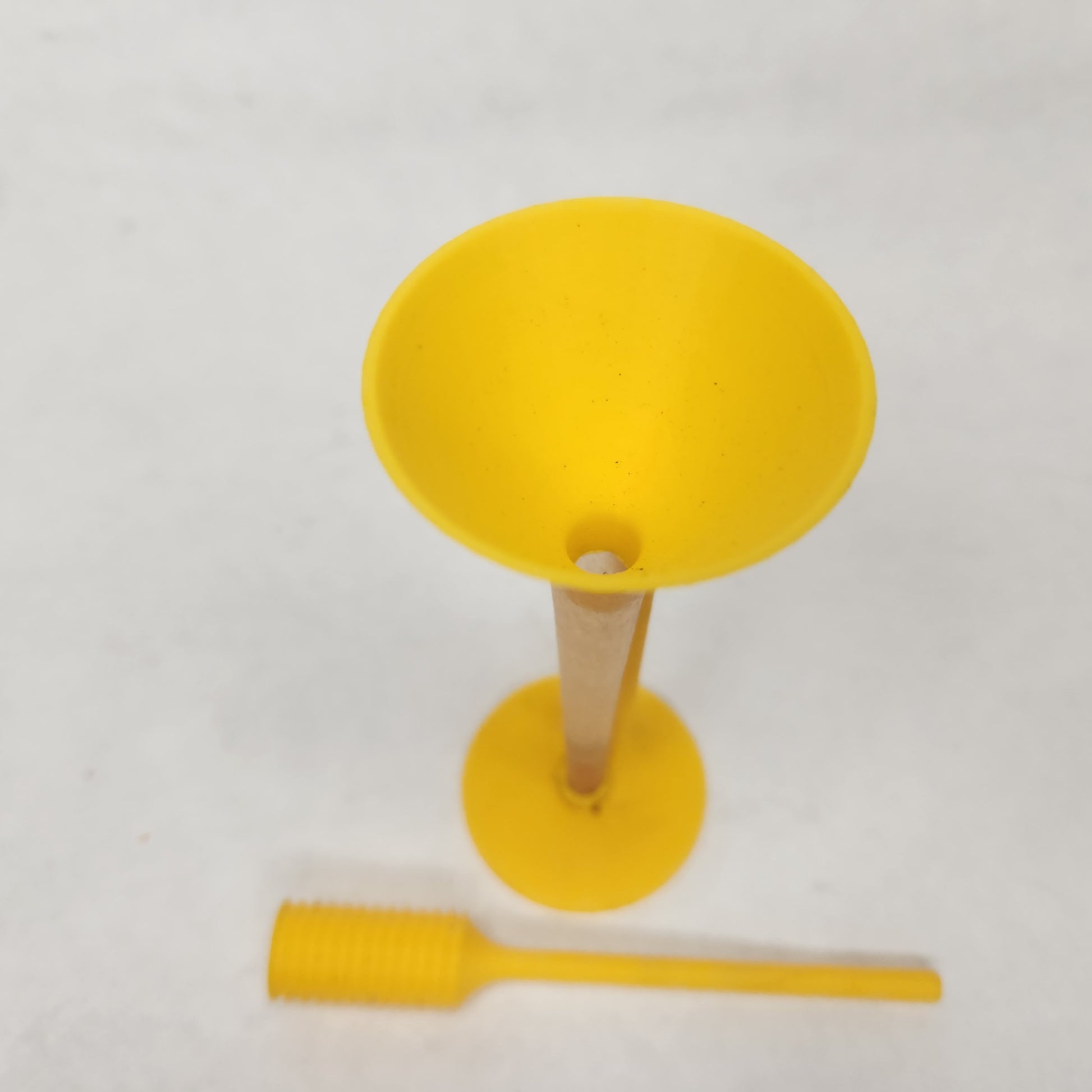 1 1/4" Cone Packing Funnel w/ Packer