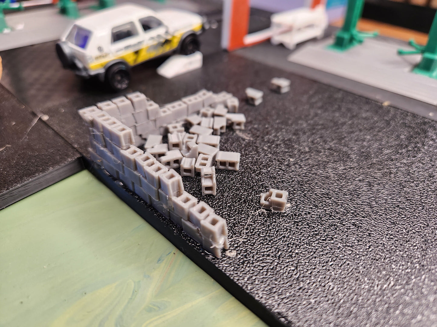 1/64 Miniature Cinder Blocks - Diverse Shapes and Colors!