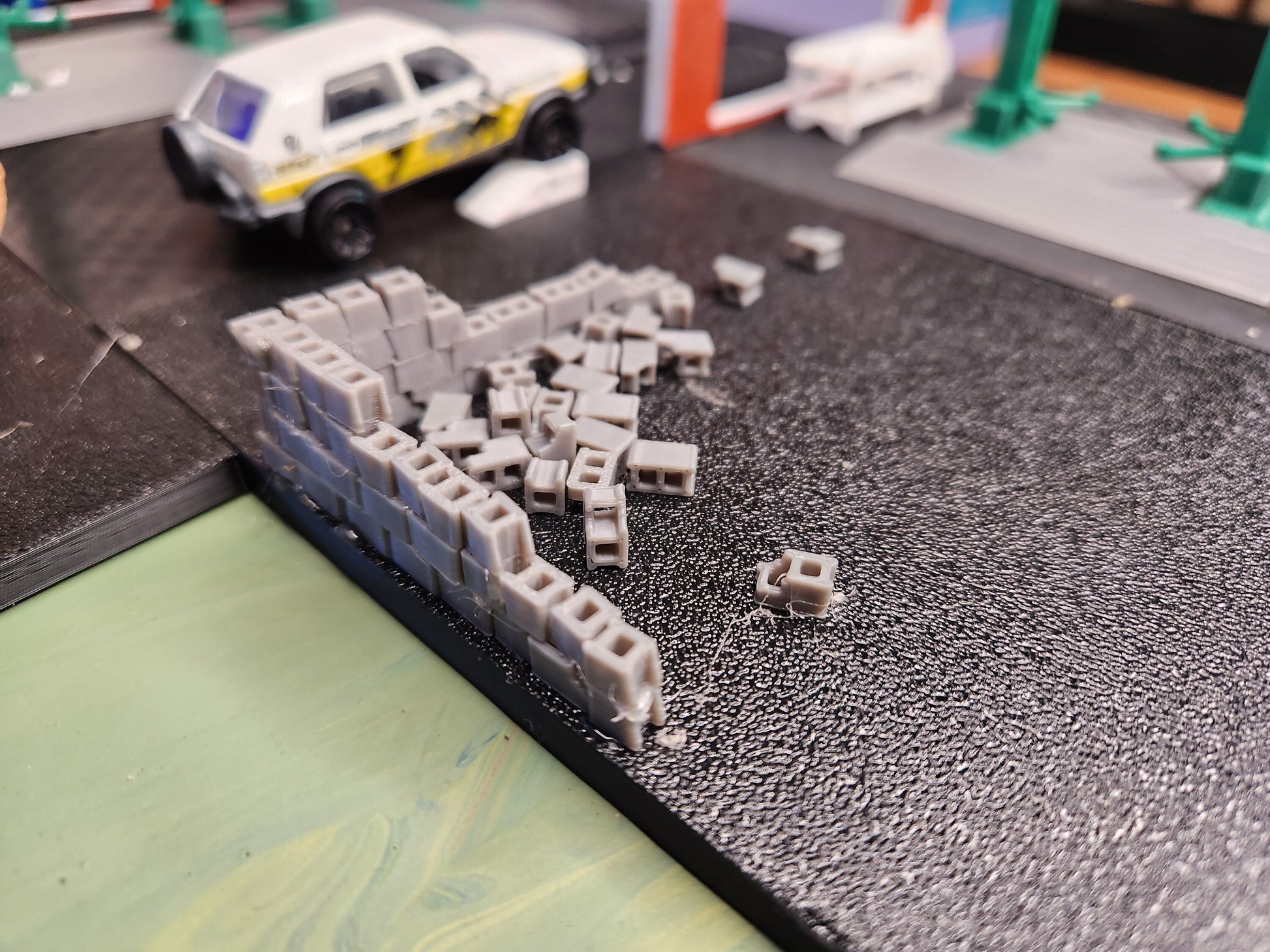 1/64 Miniature Cinder Blocks - Diverse Shapes and Colors!